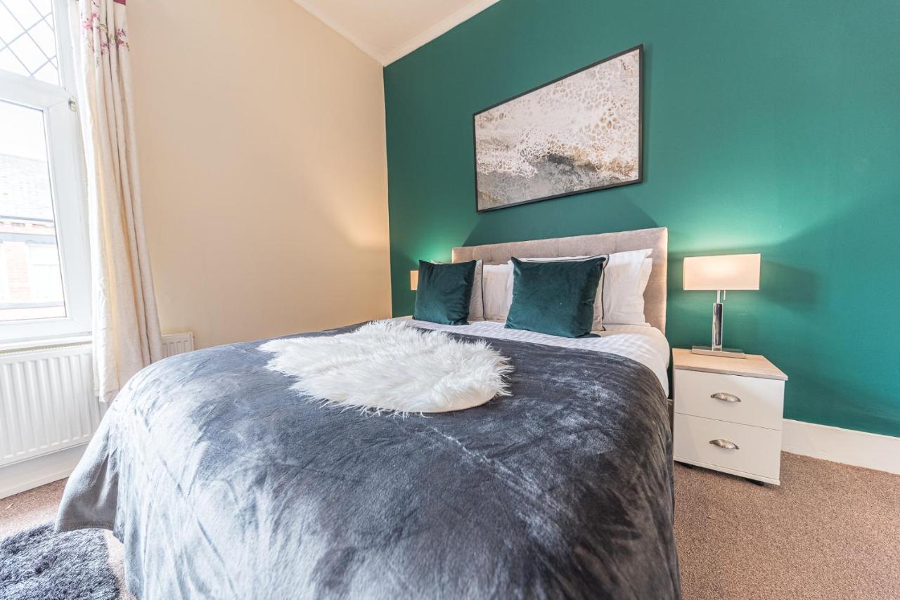 *King Bed* Luxury City Centre House Barrow-in-Furness Exterior photo